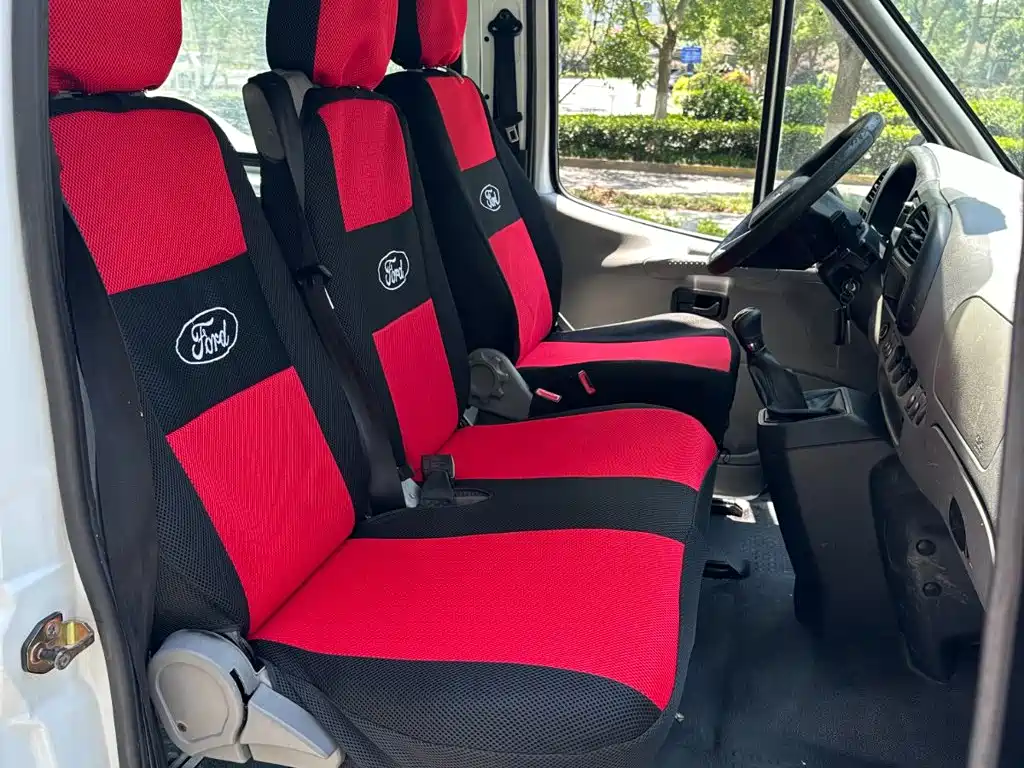 JMC Tesla — миниатюра 7