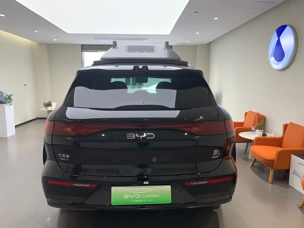 BYD Tang L L 2025 DM 175KM