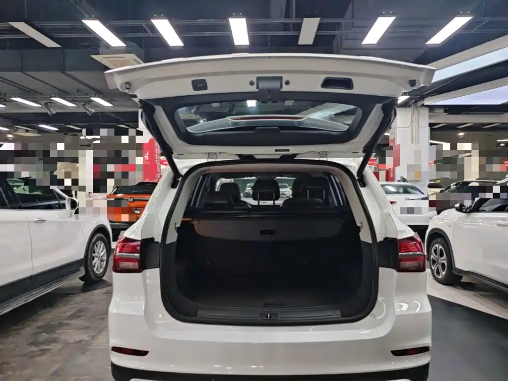 Roewe RX5 — миниатюра 19