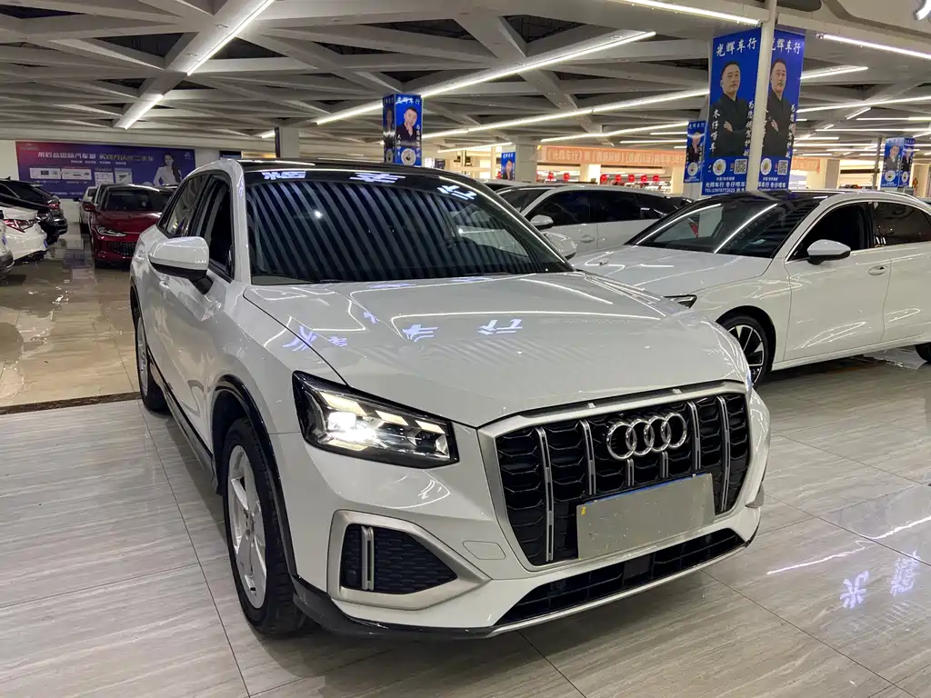 Audi Q2L 2022 35 TFSI