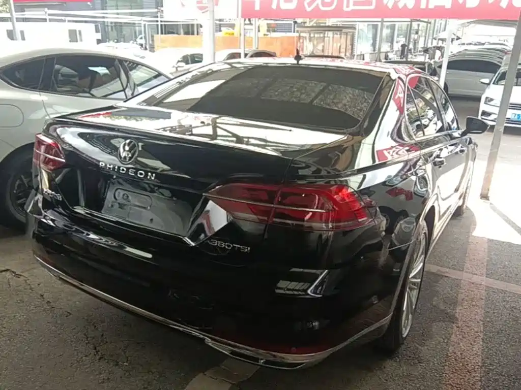 Volkswagen Phideon — миниатюра 7