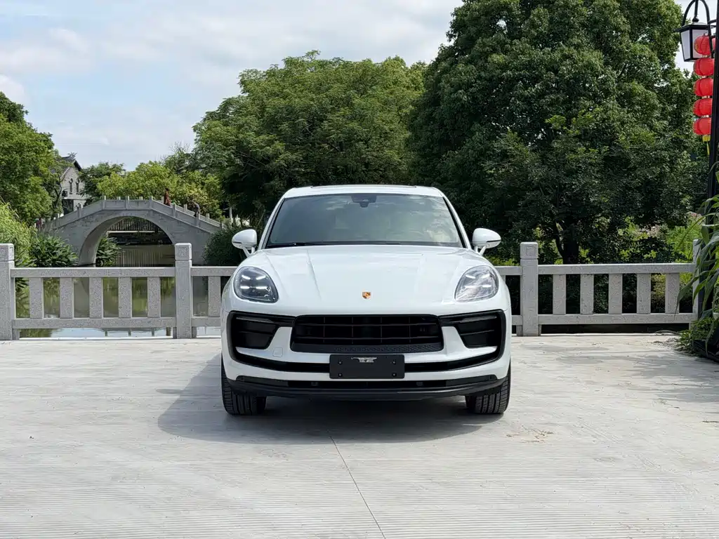 Porsche Macan — миниатюра 2