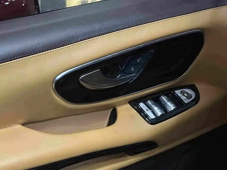 Mercedes-Benz Vito — миниатюра 8
