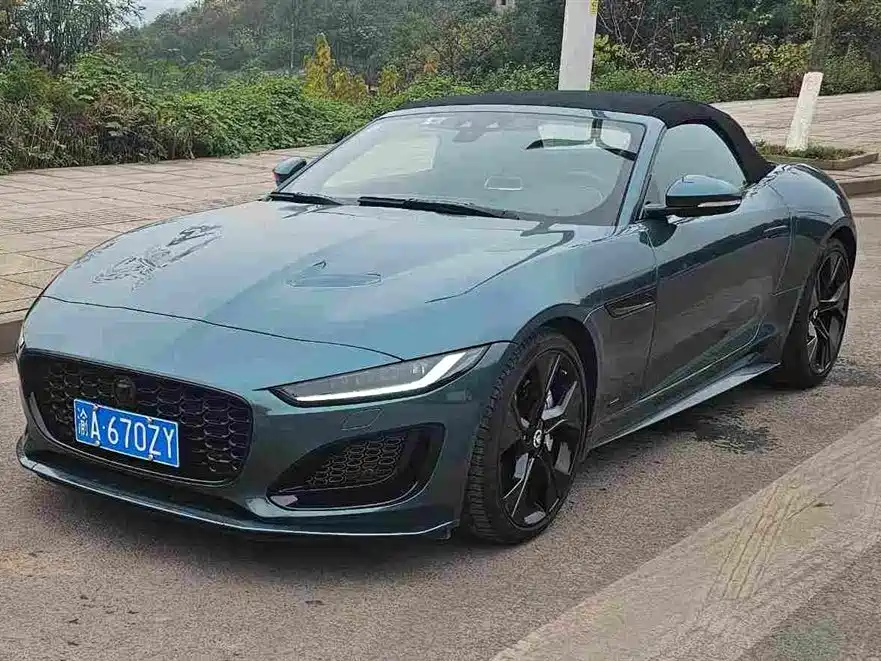 Jaguar F-TYPE 2025
