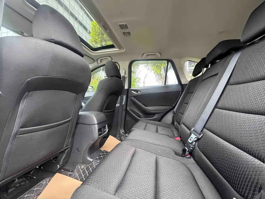 Mazda CX-5 2015 2.0L AT