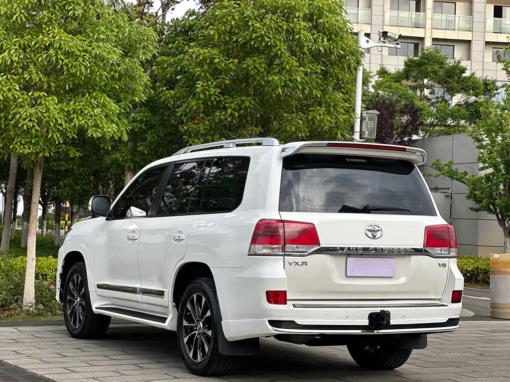 Toyota Land Cruiser 2012 4.6L AT VX-R