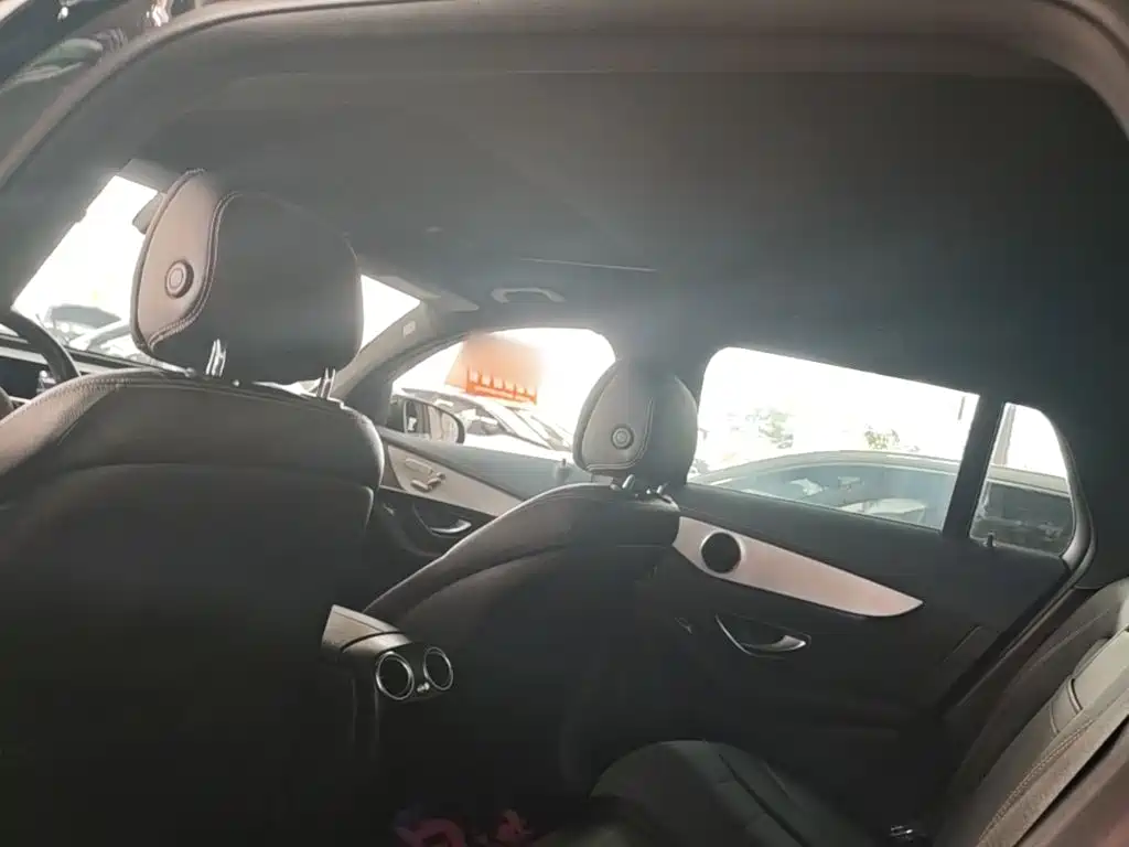 Mercedes-Benz EQC — миниатюра 18