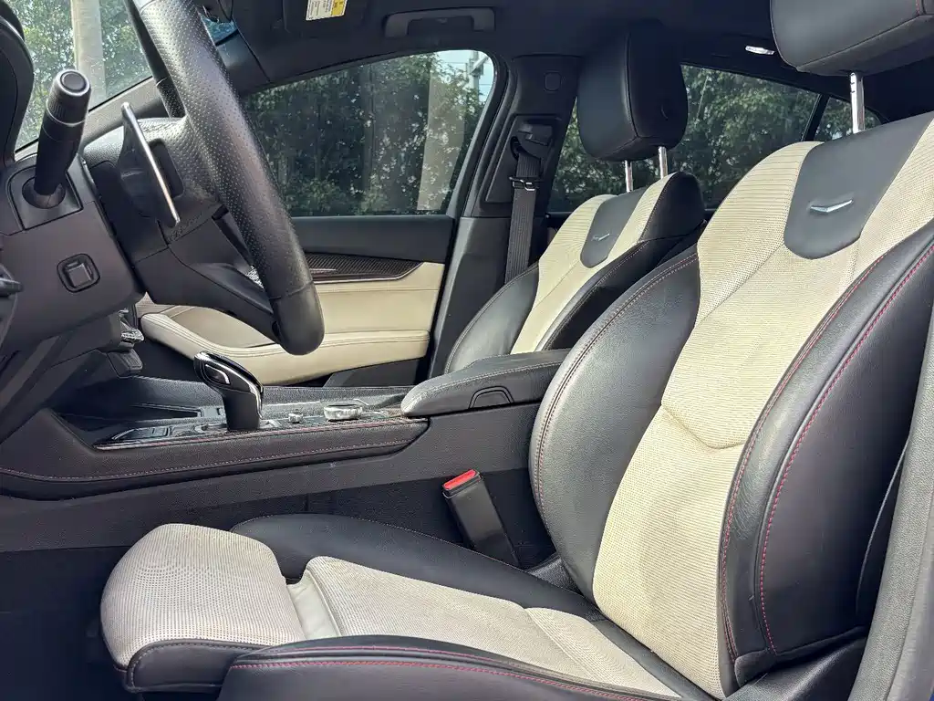 Cadillac CT5 — миниатюра 9