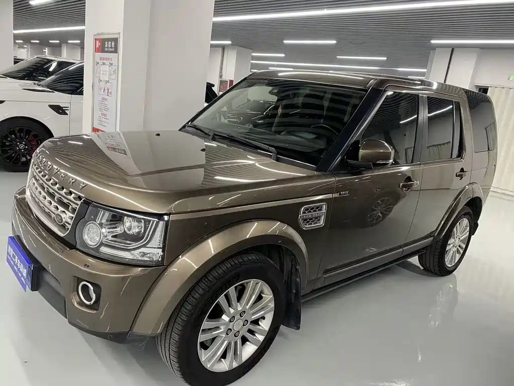Land Rover Discovery 2015