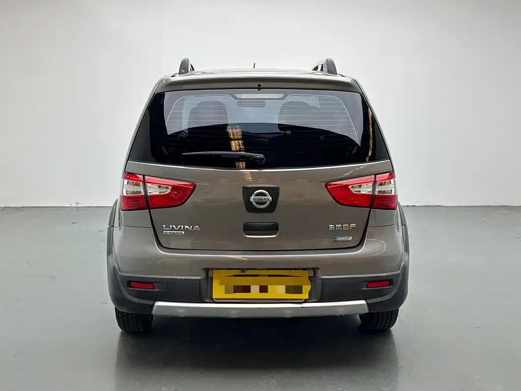 Nissan Livina — миниатюра 8