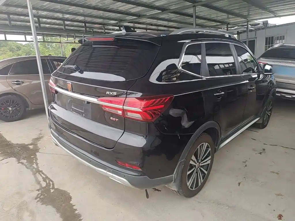 Roewe RX5 — миниатюра 7