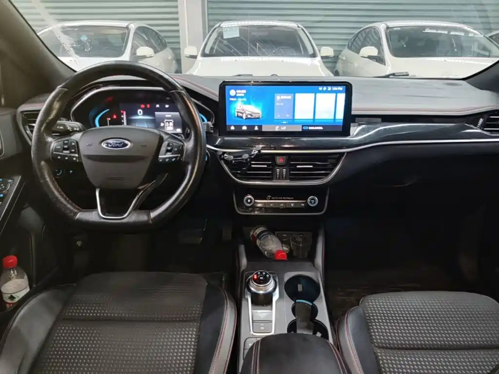 Ford Focus — миниатюра 10