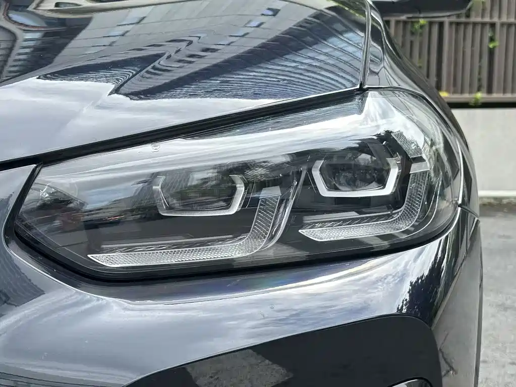 BMW iX3 — миниатюра 9