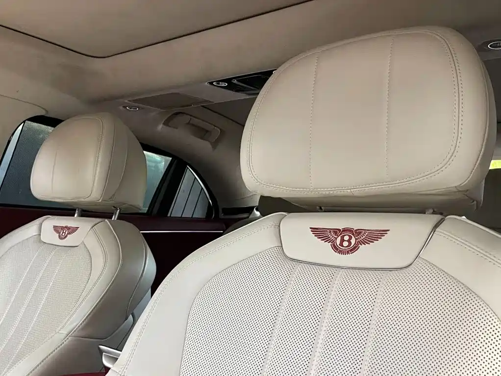 Bentley Flying Spur — миниатюра 18