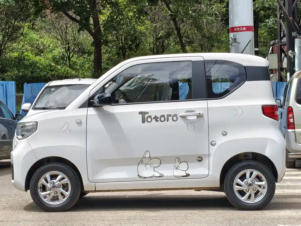 Wuling MINIEV — миниатюра 3