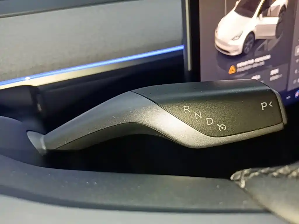 Tesla Model Y — фотографии объявления, Фото 14
