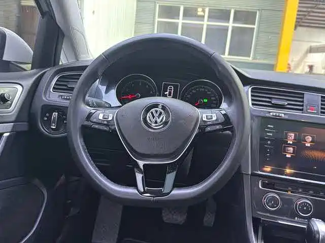 Volkswagen Golf — миниатюра 13