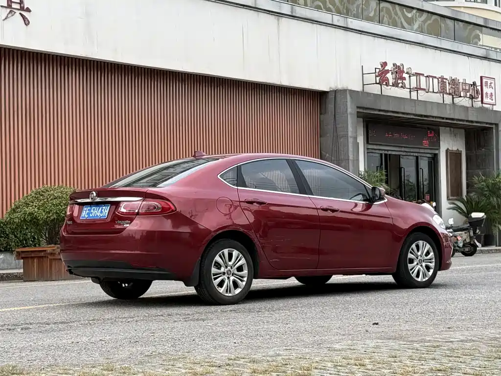 Fiat Viaggio — миниатюра 4