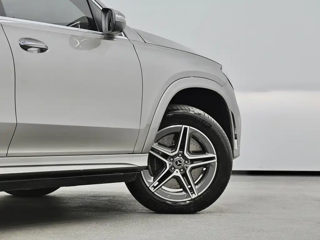 Mercedes-Benz GLE (Import) — миниатюра 32