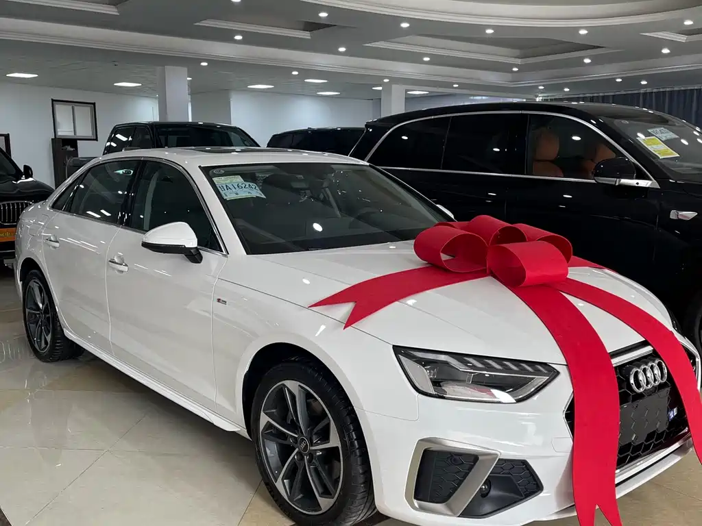 Audi A4L 2023 40 TFSI Fashion