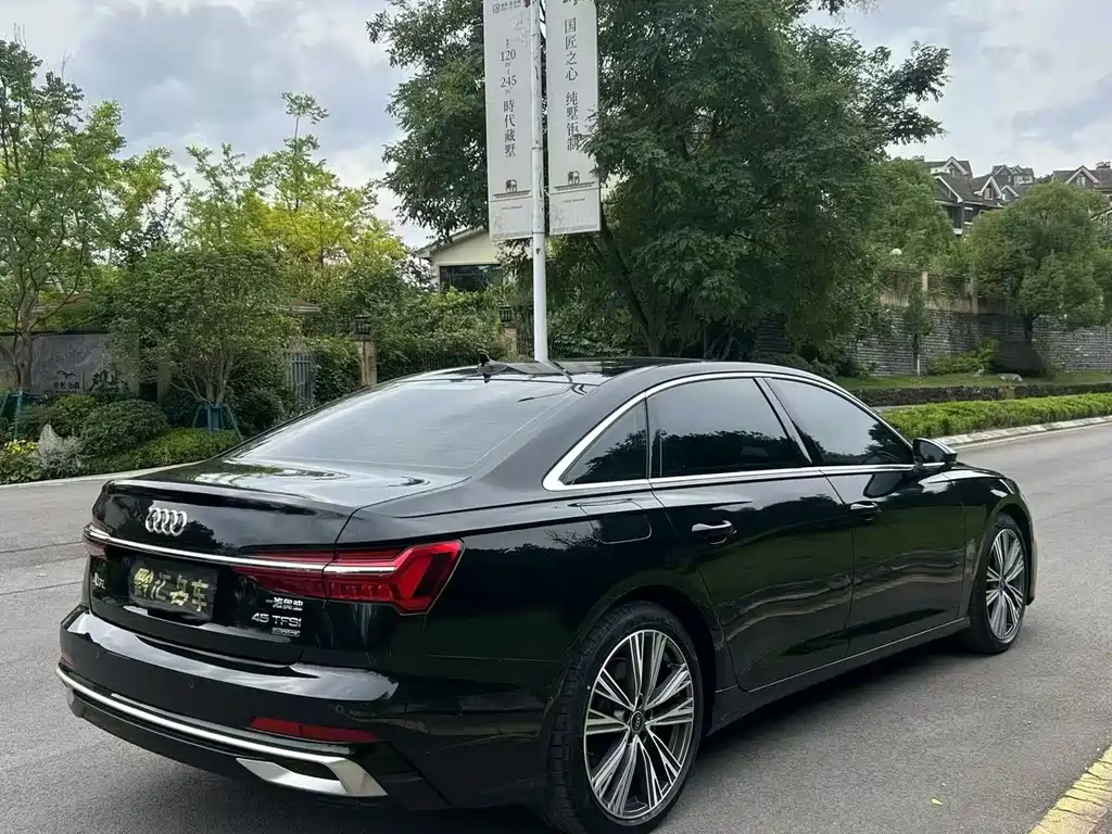 Audi A6L — миниатюра 7