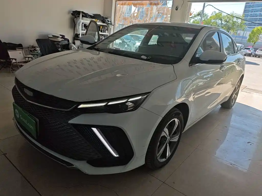 Geely Emgrand L HiP L HiP 2022 1.5TD-DHT Pro 100KM Super
