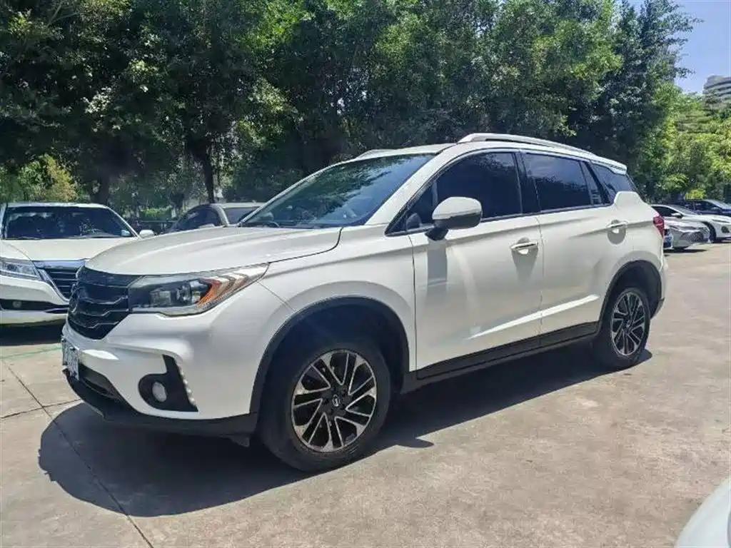 GAC Motor Trumpchi GS4 2016