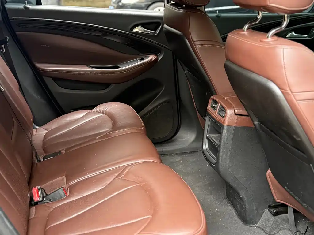 Buick Envision Plus — миниатюра 7
