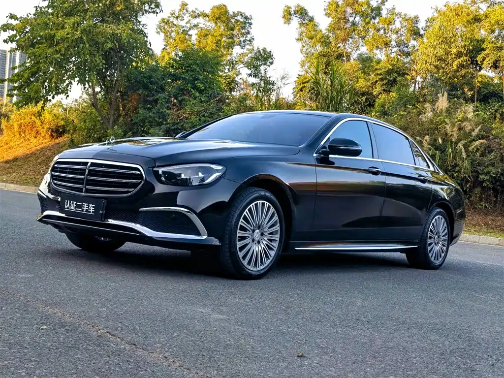 Mercedes-Benz E-Class 2021