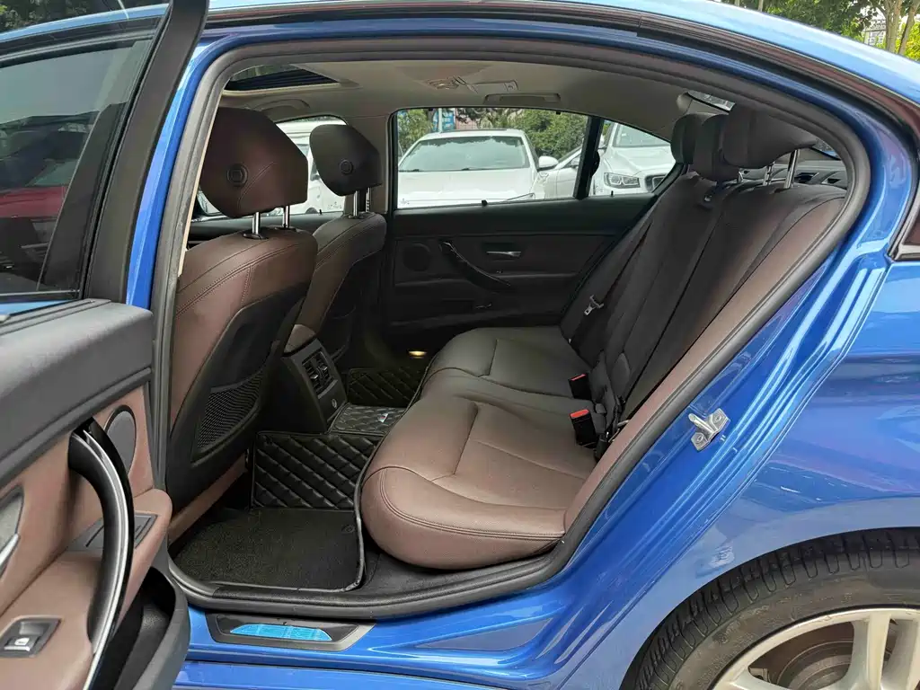BMW 3 Series — миниатюра 7