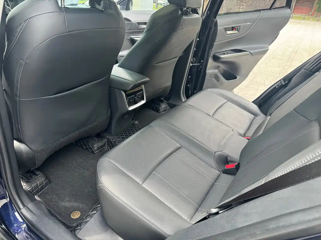 Toyota Harrier — миниатюра 7