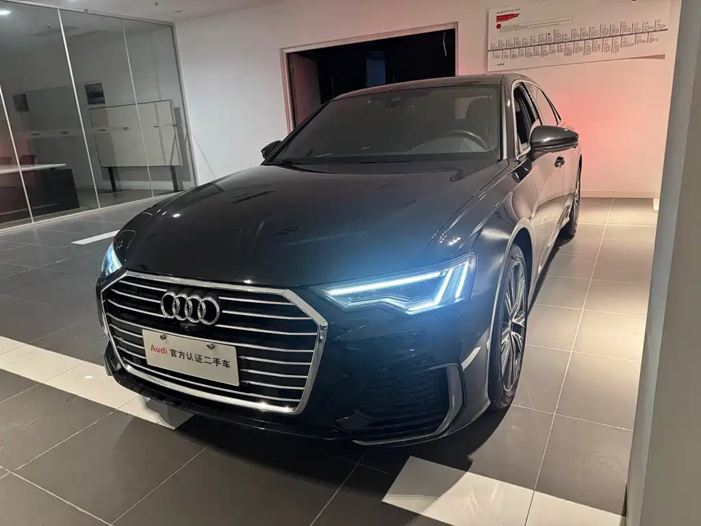 Audi A6L 2022