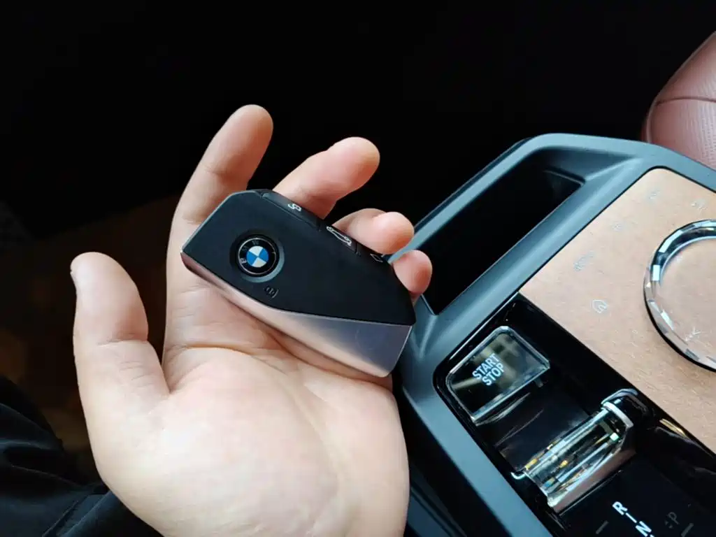 BMW iX 2023 xDrive50