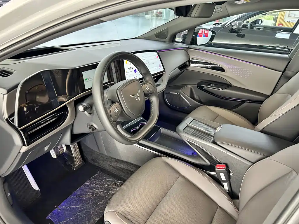 Hongqi Hongqi EH7 — миниатюра 17