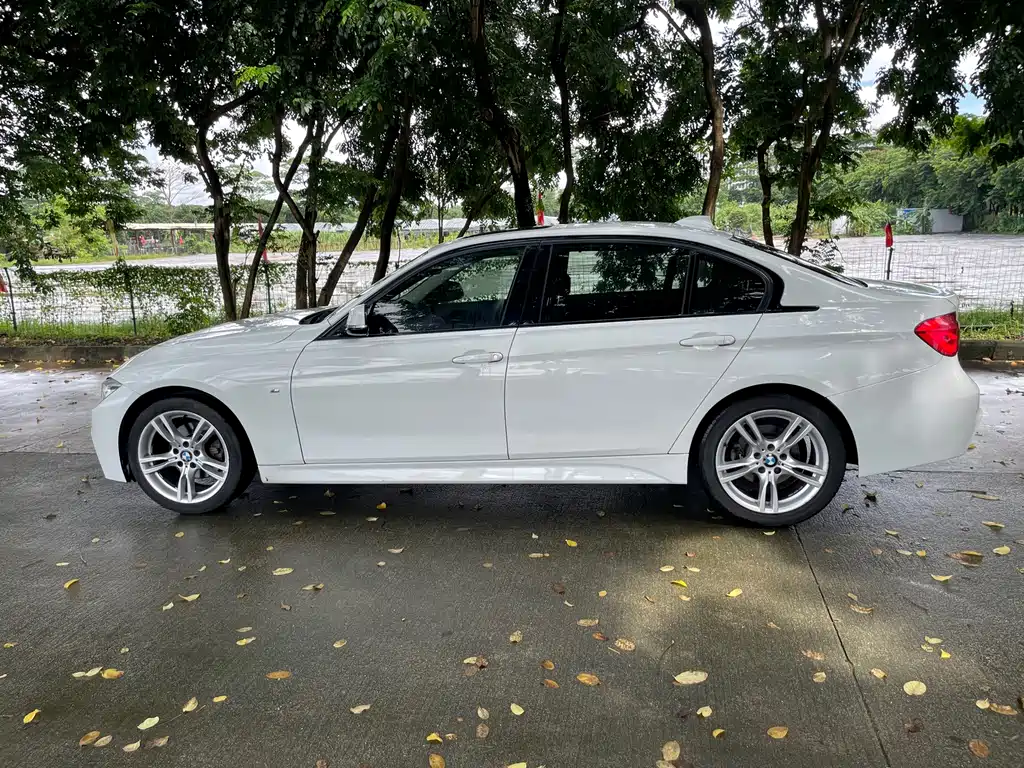 BMW 3 Series — миниатюра 23