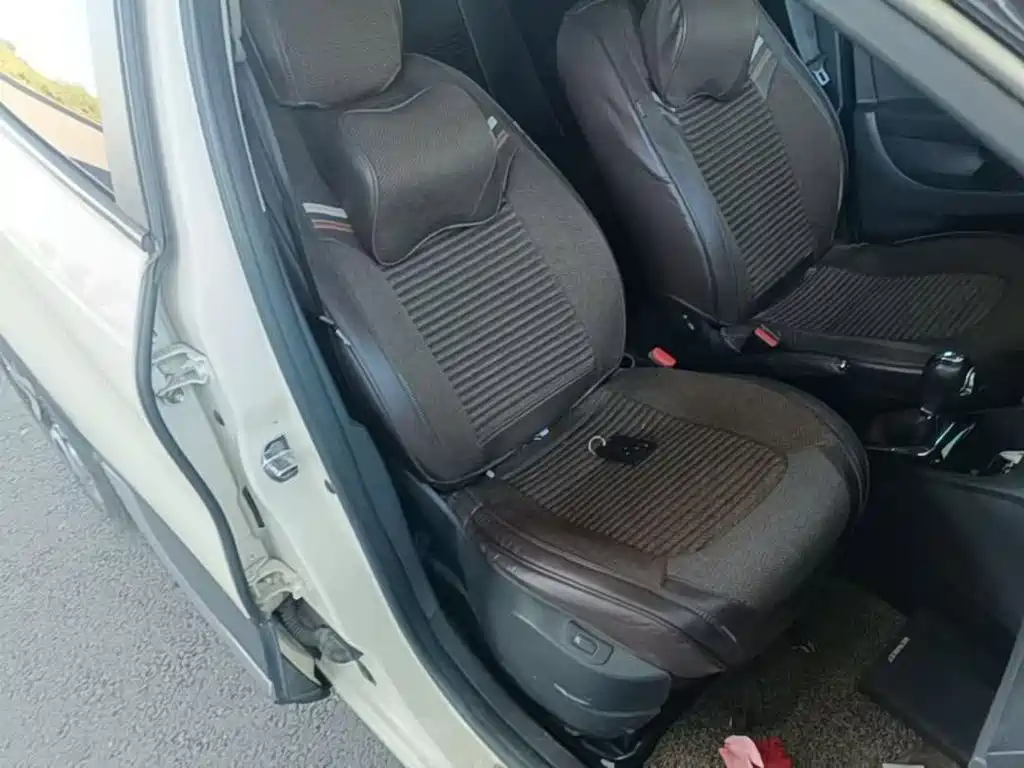 Renault Captur — миниатюра 25