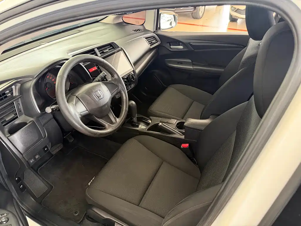 Honda Fit — миниатюра 11