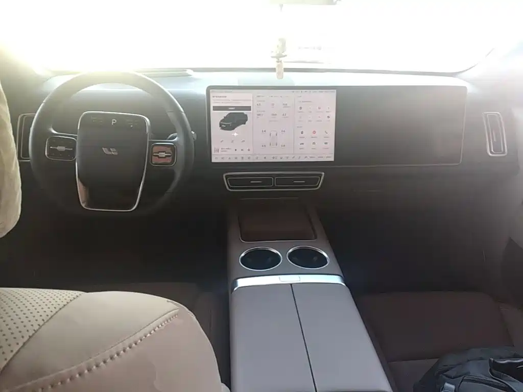 Li Auto Li L6 — миниатюра 10