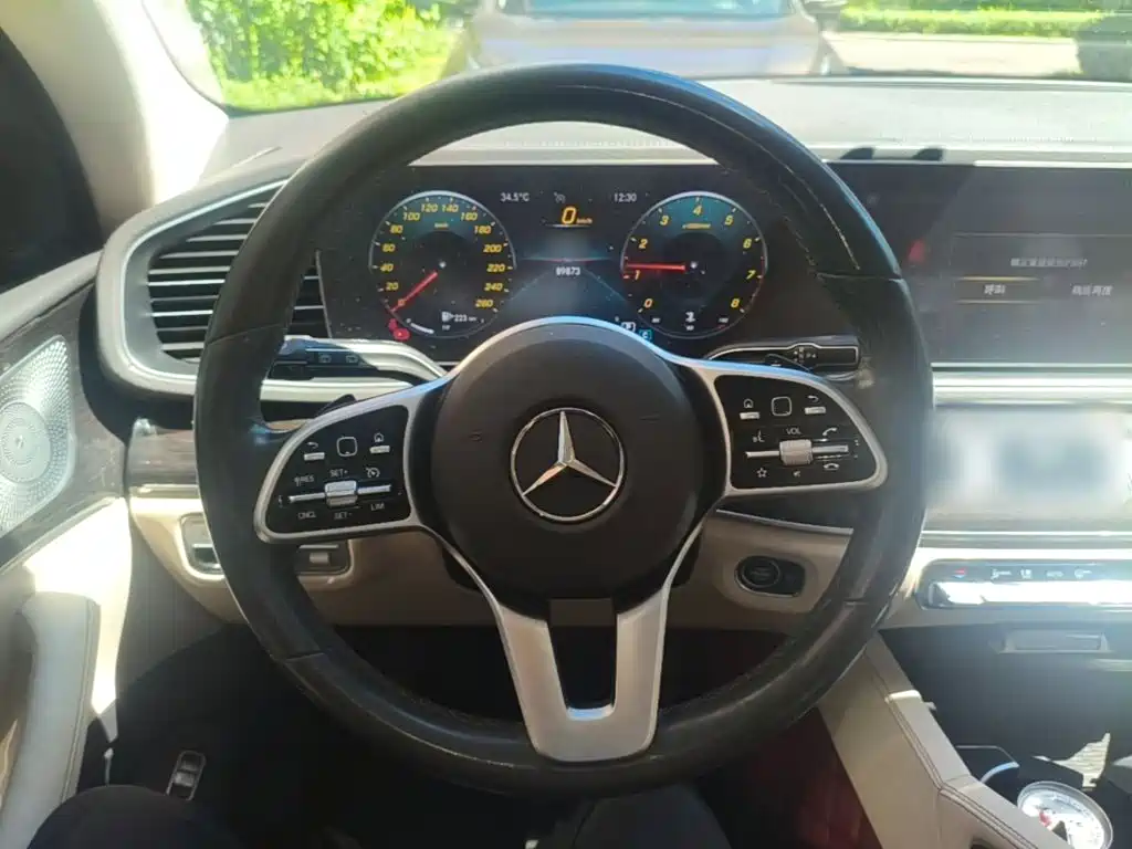 Mercedes-Benz GLE (Import) — миниатюра 11