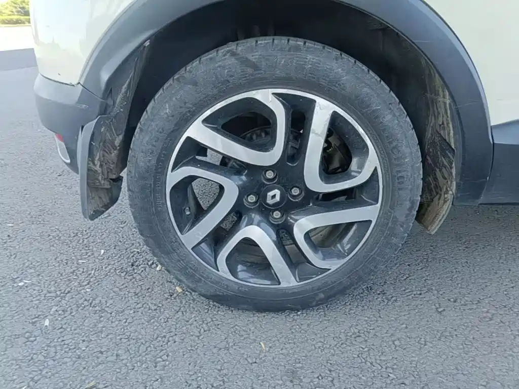 Renault Captur — миниатюра 23