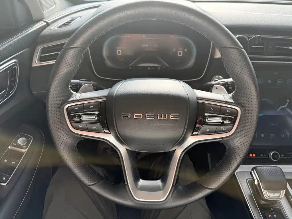 Roewe RX5 New Energy — миниатюра 8
