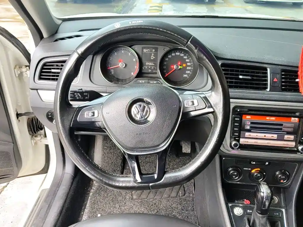 Volkswagen Lavida — миниатюра 11