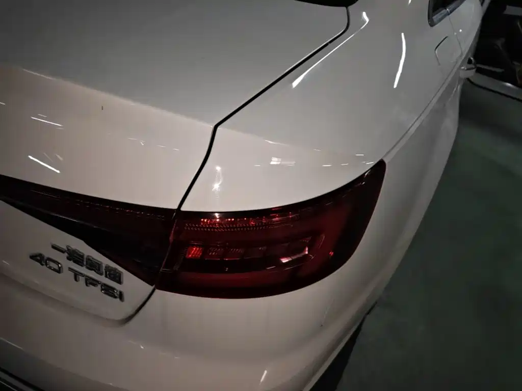 Audi A4L — миниатюра 8