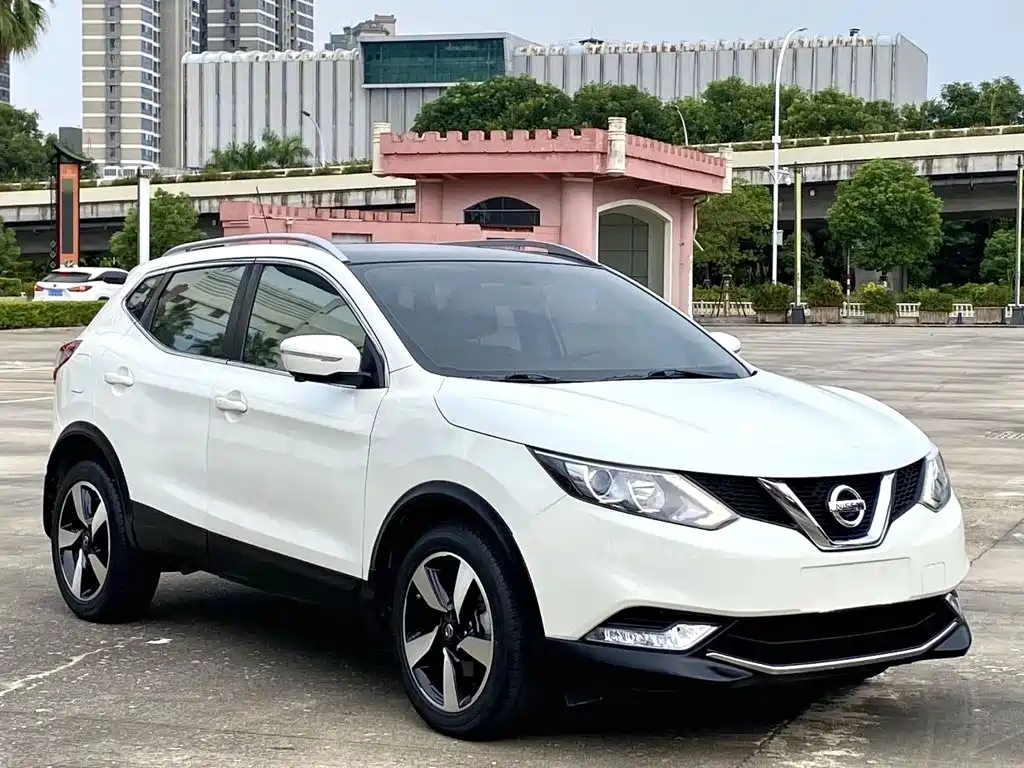 Nissan Qashqai — миниатюра 3