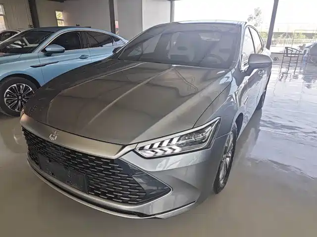 2023 BYD Qin