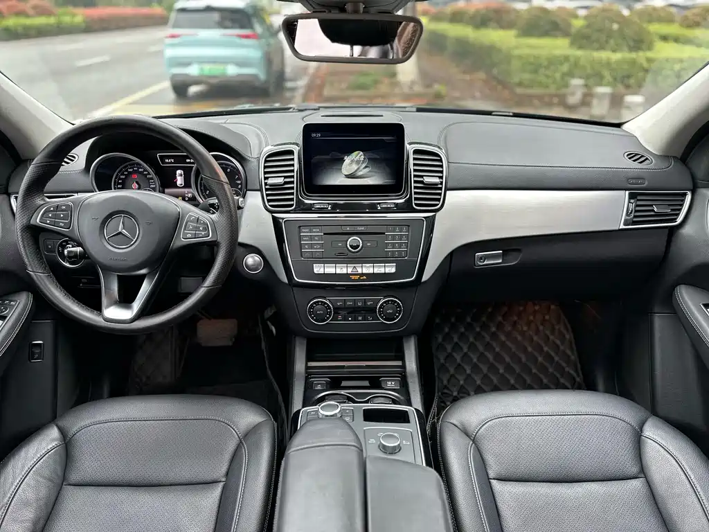 Mercedes-Benz GLE Coupe GLE 320 4MATIC Coupe SUV, фото 12