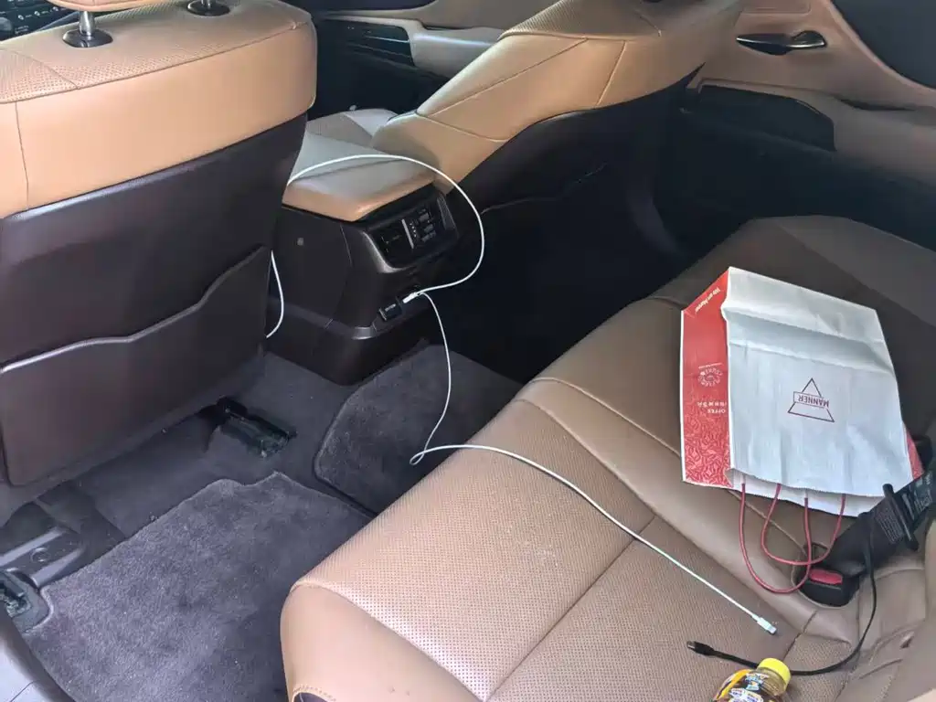 Lexus ES — миниатюра 7