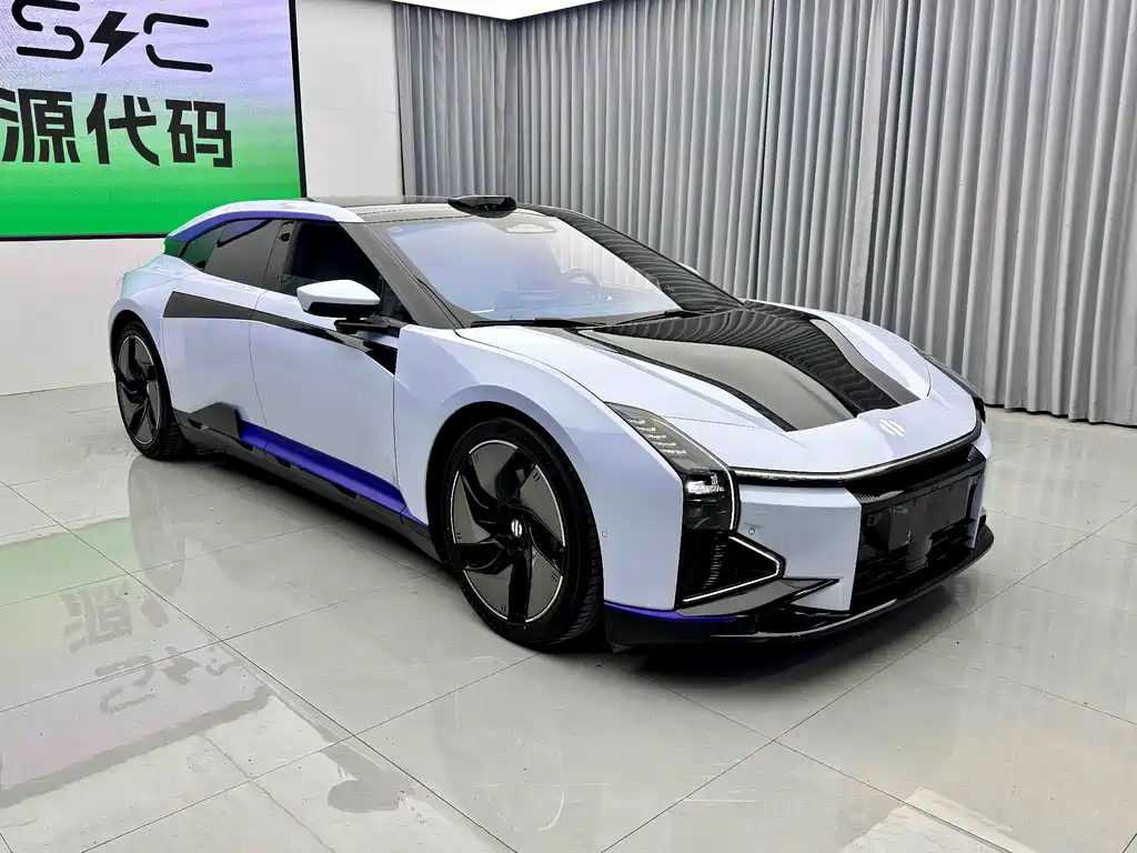 HiPhi HiPhi Z 2023 мест