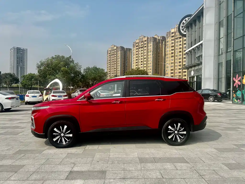 BAOJUN 530