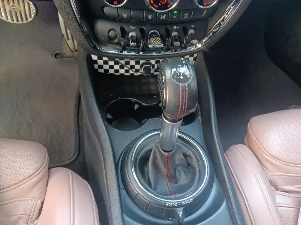 MINI Mini Clubman — миниатюра 16